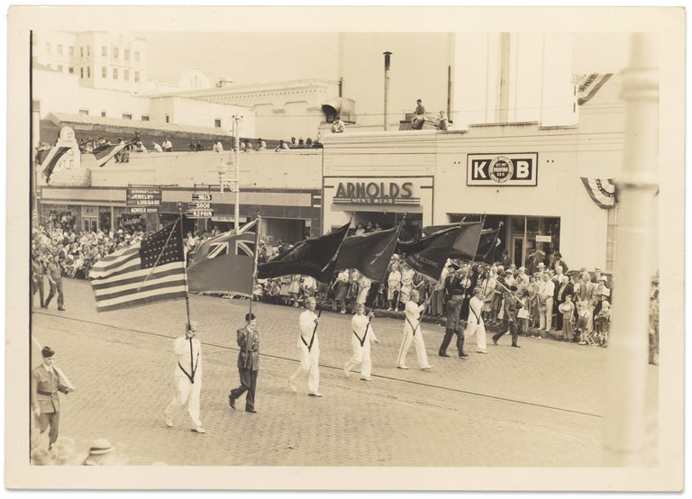 [3733196] Ca. 1940s St. Petersburg, Florida Military or Veterans Parade. Unkwn.